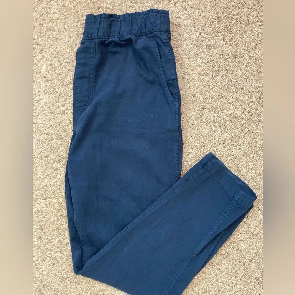 GAP Paperbag waist high waist pull on pants w/ front & back pockets